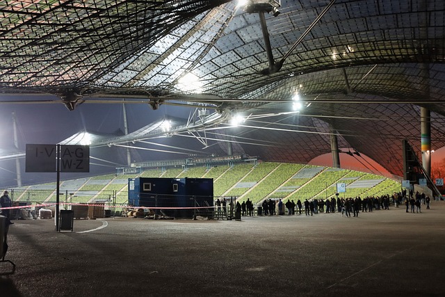 月最佳球员：怀特比肩乔丹 亚历山大赛季第三次当选.