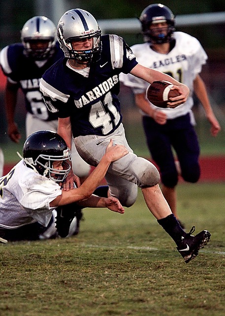 官方：马竞中后卫瑟云聚租借加盟费内巴切.